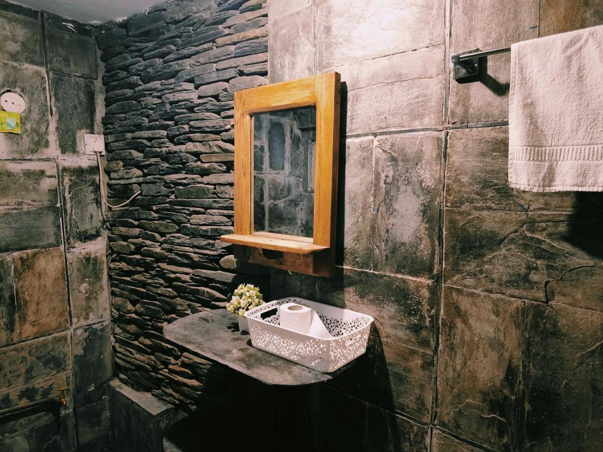 Independent Mud House Studio McLeod Ganj Exteriör bild